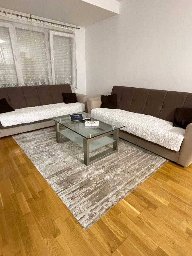 Pristina Appartement Buitenkant foto